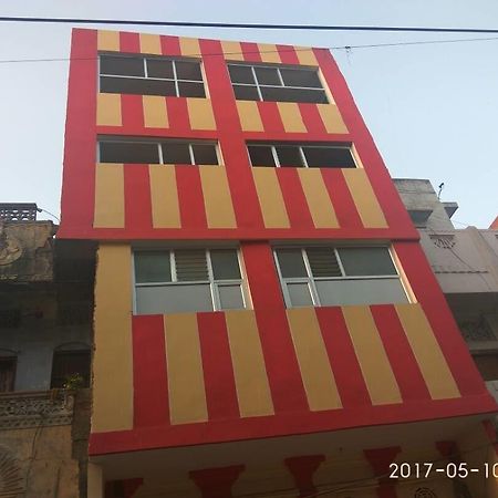 Kanpur Villa ภายนอก รูปภาพ
