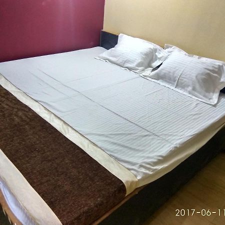 Kanpur Villa ภายนอก รูปภาพ