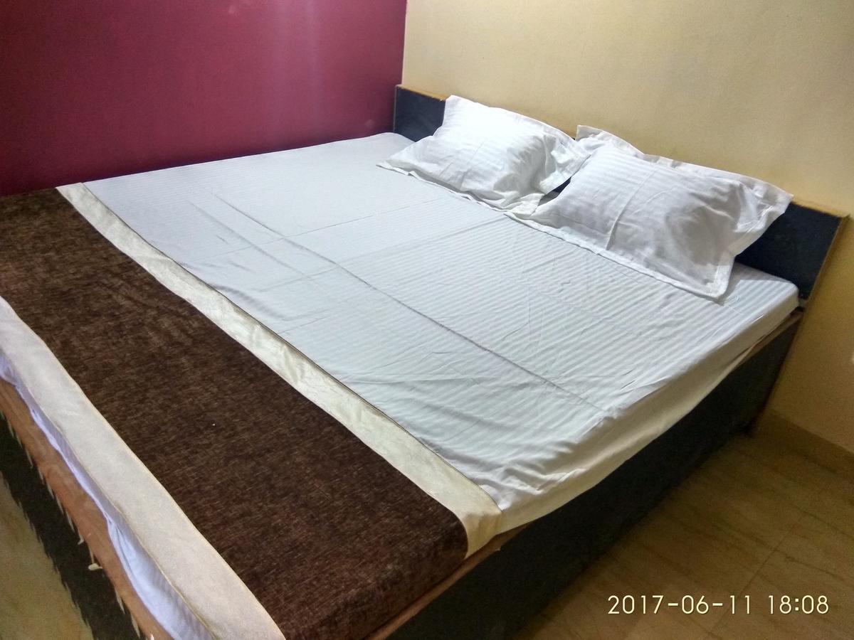 Kanpur Villa ภายนอก รูปภาพ